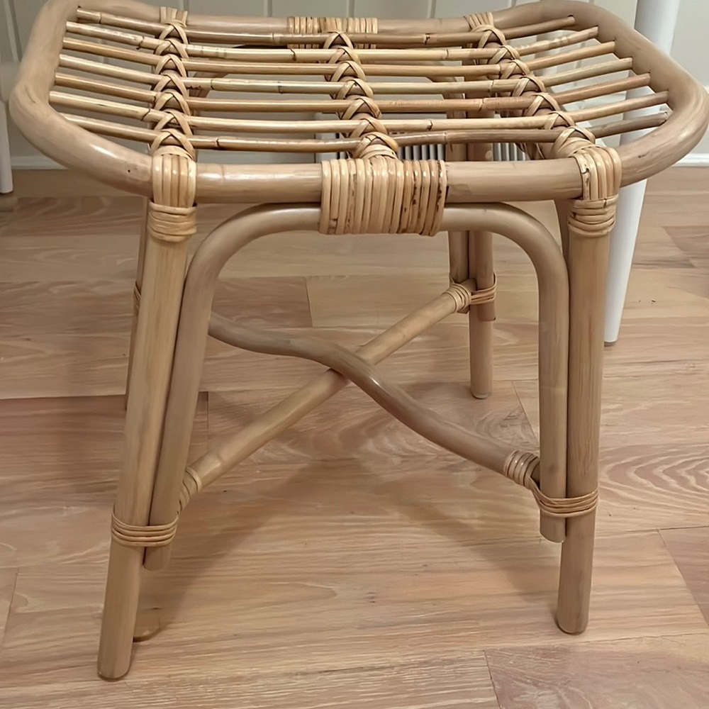 Wood stool/chair for a desk